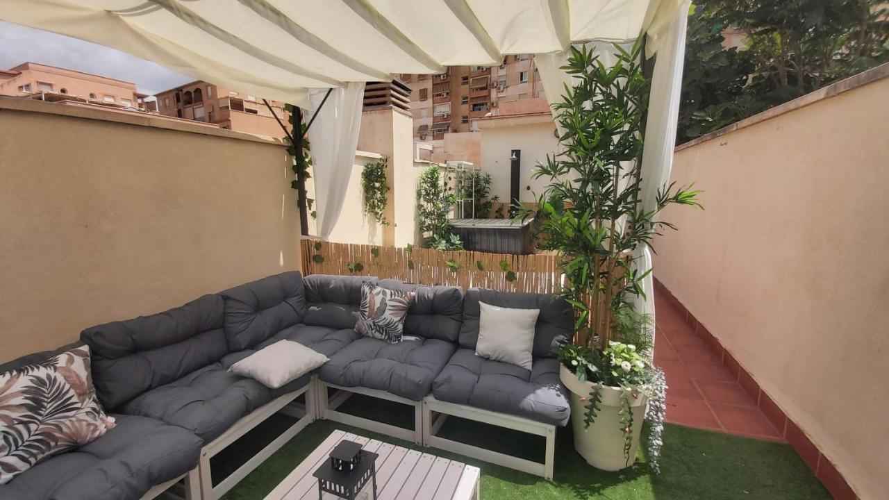 Del Parque Flats Atico Capuchinos Lejlighed Málaga Eksteriør billede